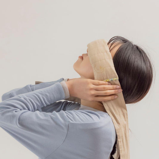 心地よい入眠へ導く 温冷両用 エコカイロ Cornpillow 穀温カイロ (目、首、肩、腰用)  innovAte [送料無料] / totonowa