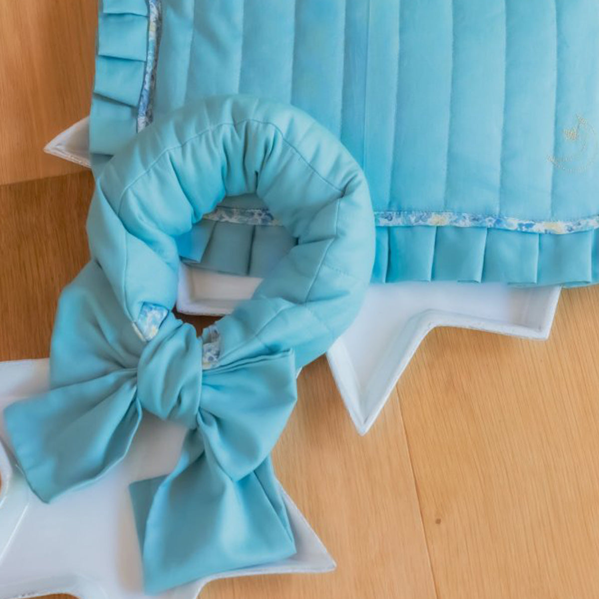 心地よい入眠へ導く 温冷両用 エコカイロ Cornpillow 穀温カイロ (目、首、肩、腰用)  innovAte [送料無料] / totonowa