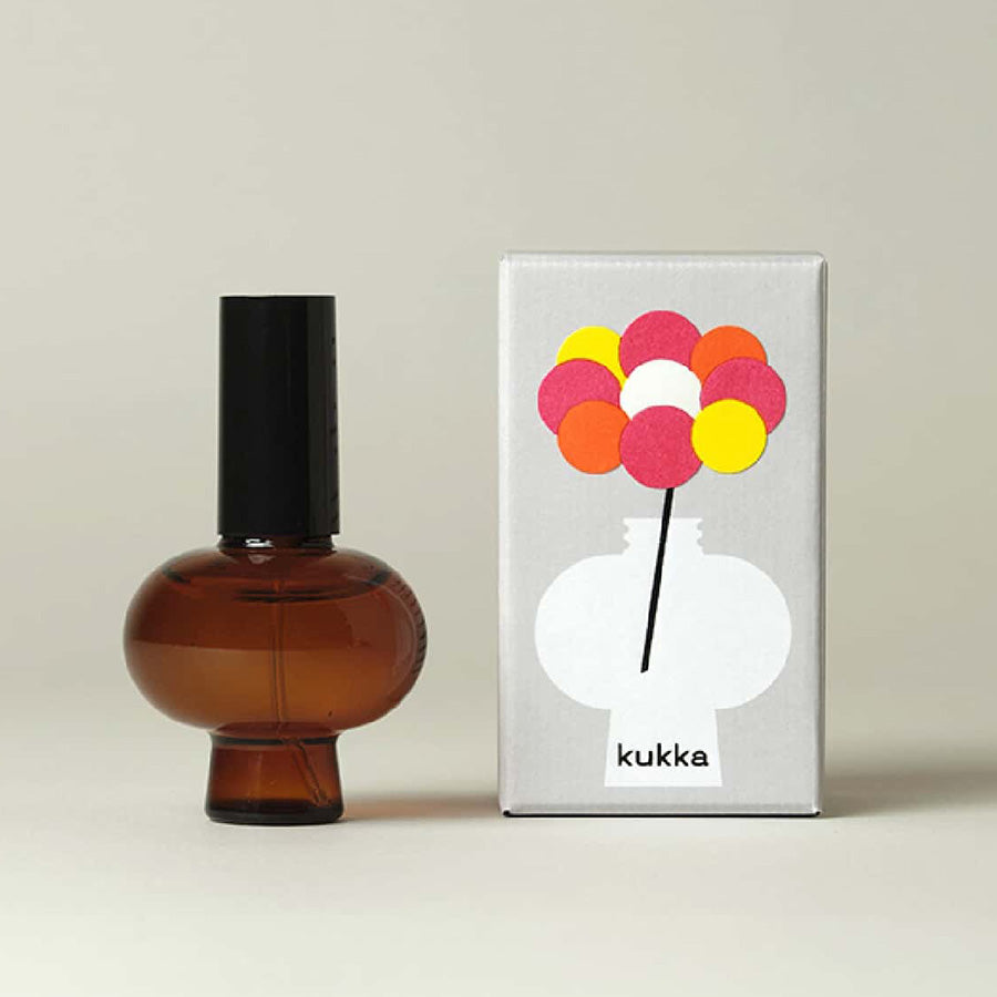 kukka 眠れるアロマ ピローミスト 約25ml (2種) エッセンシャルオイルミスト [送料無料]/ totonowa
