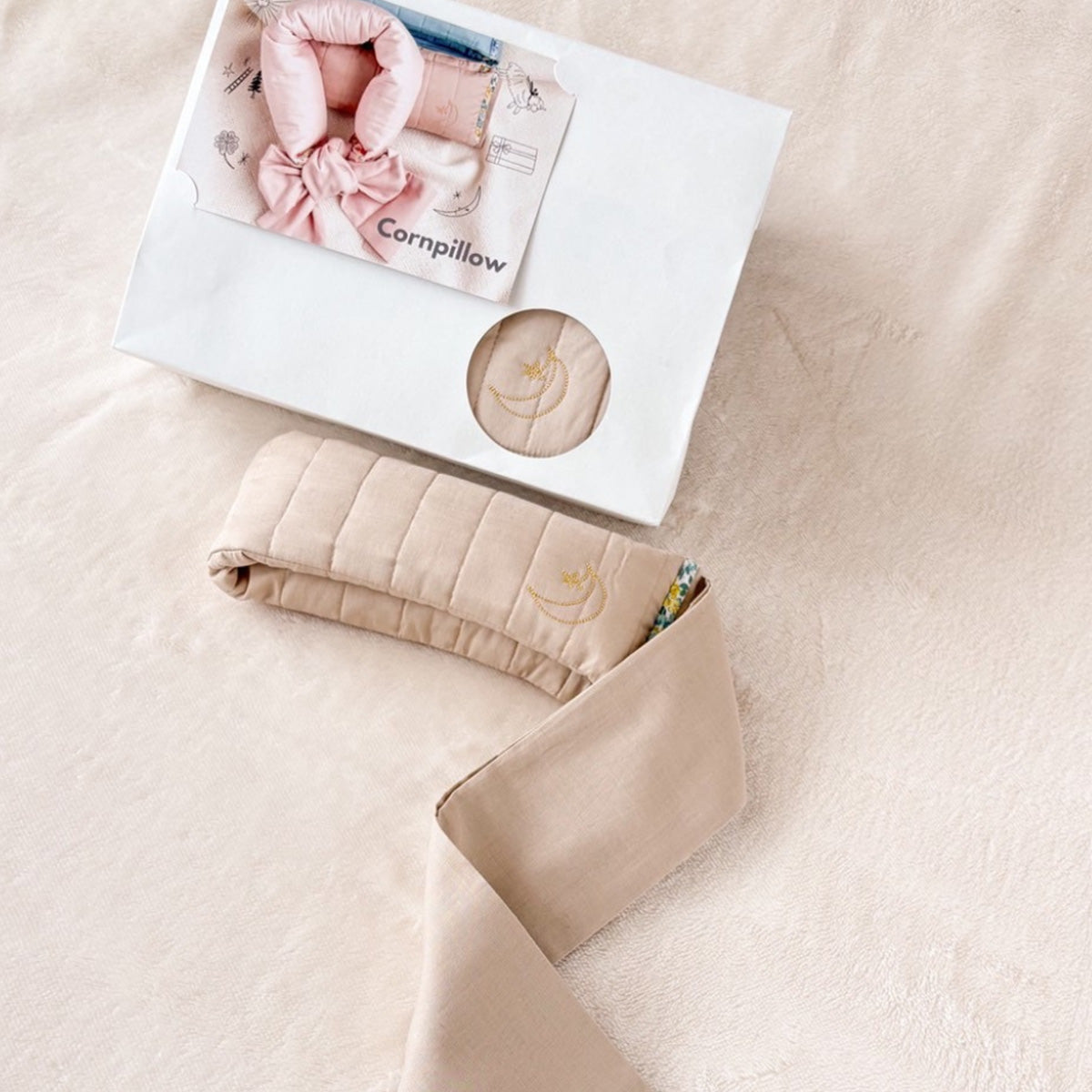 心地よい入眠へ導く 温冷両用 エコカイロ Cornpillow 穀温カイロ (目、首、肩、腰用)  innovAte [送料無料] / totonowa
