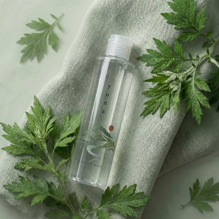 よもぎバーム化粧水 200ml / さっぱり 保湿 オーガニック 自然由来 (セルフケア) 国産原料 国内製造 YOMOGI BASE  / totonowa セレクト /  [送料無料]