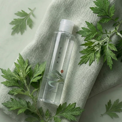 よもぎバーム化粧水 200ml / さっぱり 保湿 オーガニック 自然由来 (セルフケア) 国産原料 国内製造 YOMOGI BASE  / totonowa セレクト /  [送料無料]