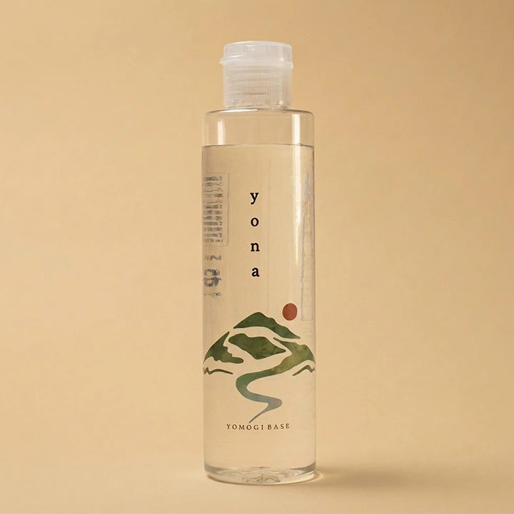 よもぎバーム化粧水 200ml / さっぱり 保湿 オーガニック 自然由来 (セルフケア) 国産原料 国内製造 YOMOGI BASE  / totonowa セレクト /  [送料無料]