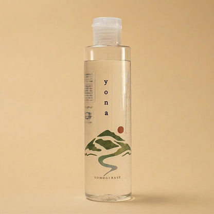 よもぎバーム化粧水 200ml / さっぱり 保湿 オーガニック 自然由来 (セルフケア) 国産原料 国内製造 YOMOGI BASE  / totonowa セレクト /  [送料無料]